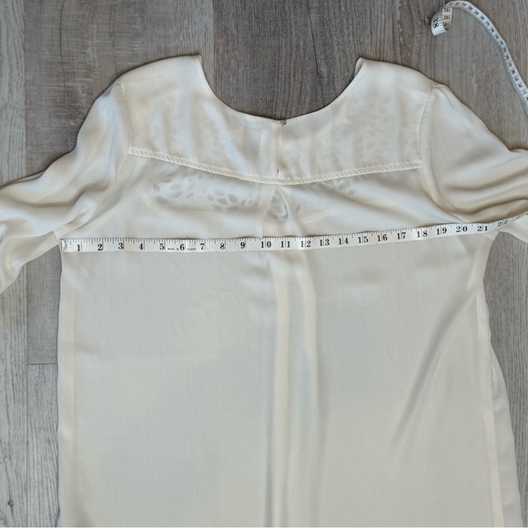 HD In Paris Ivory Cream Pleated Laser Cut Yoke Chiffon 3/4 Sleeve Top size 12 - Picture 12 of 14